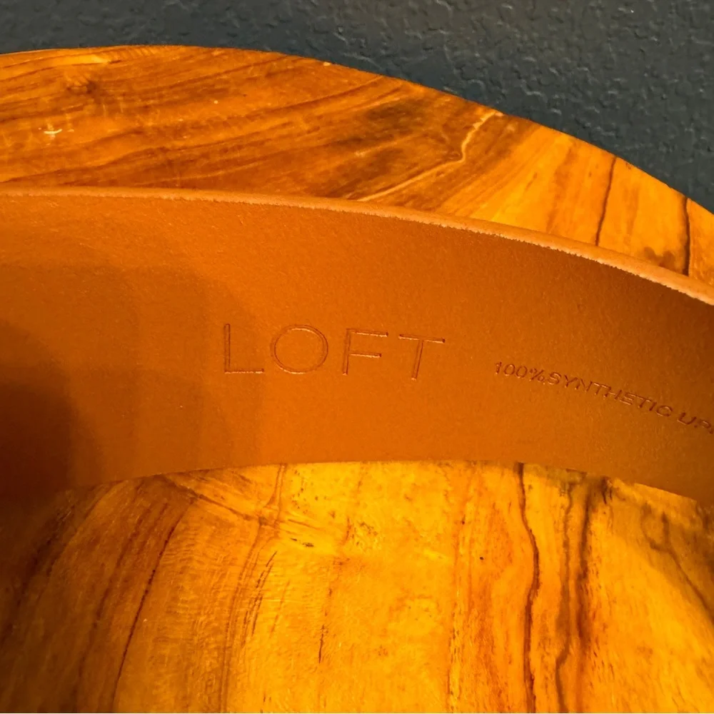 LOFT Caramel Brown Wide Leather Waist Belt Size Medium/Large Classic Chic Trendy
